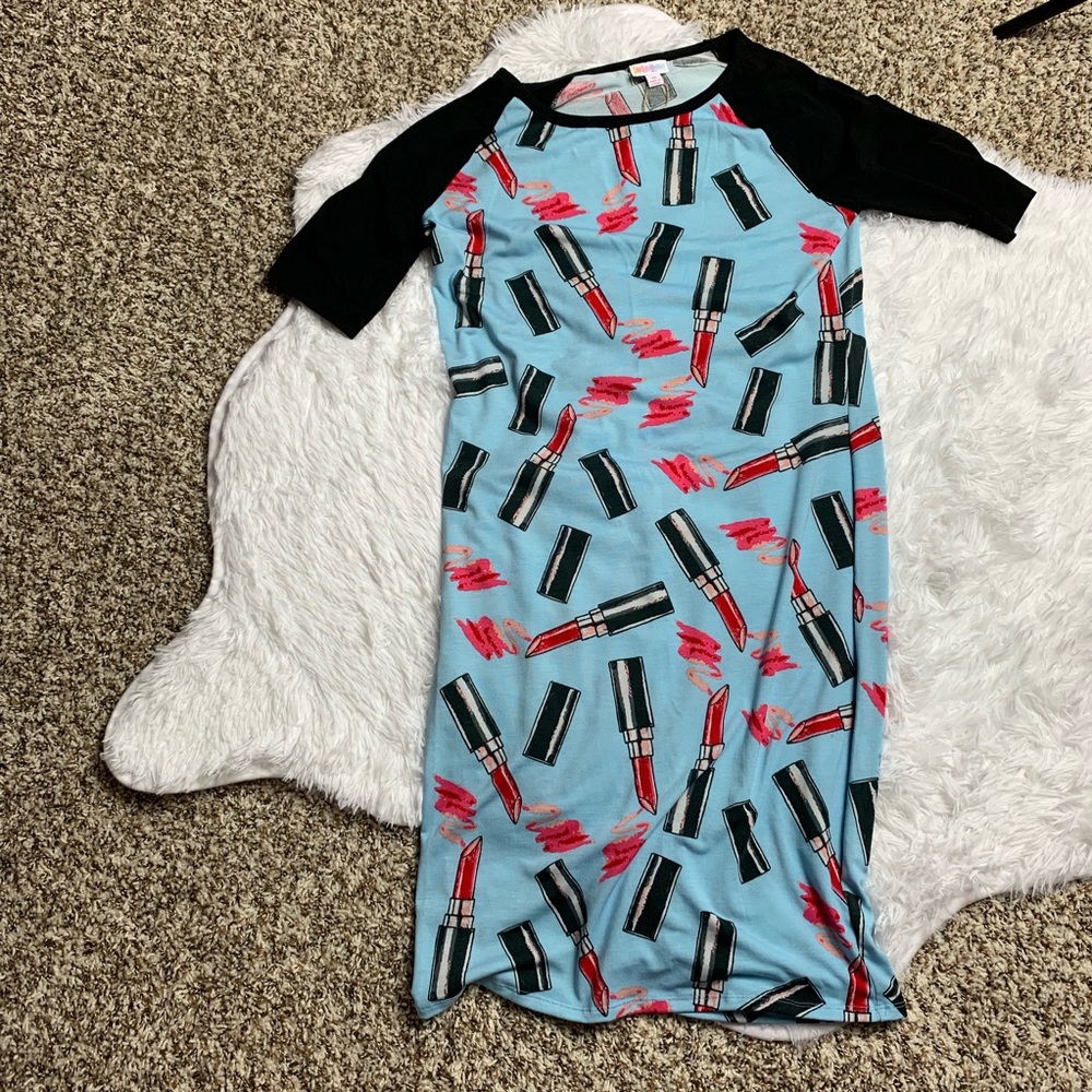 LuLaRoe Lipsticks Julia Dress Size Medium